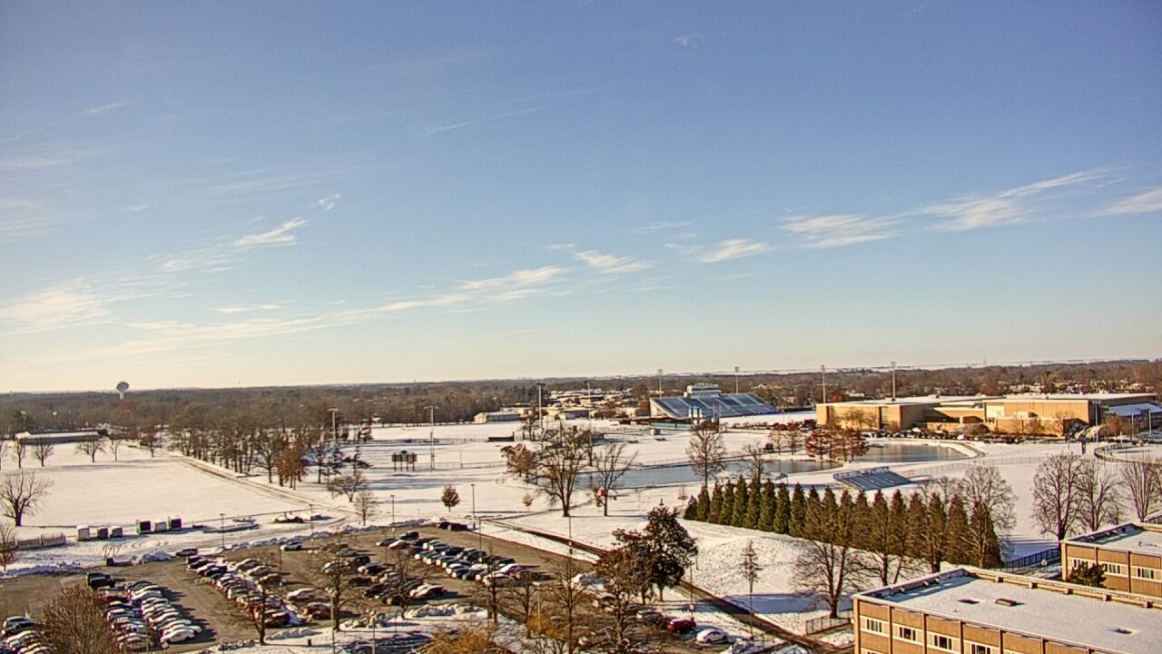 Thumbnail for current weather camera view from Eastern Illinois University in Charleston, Illinois