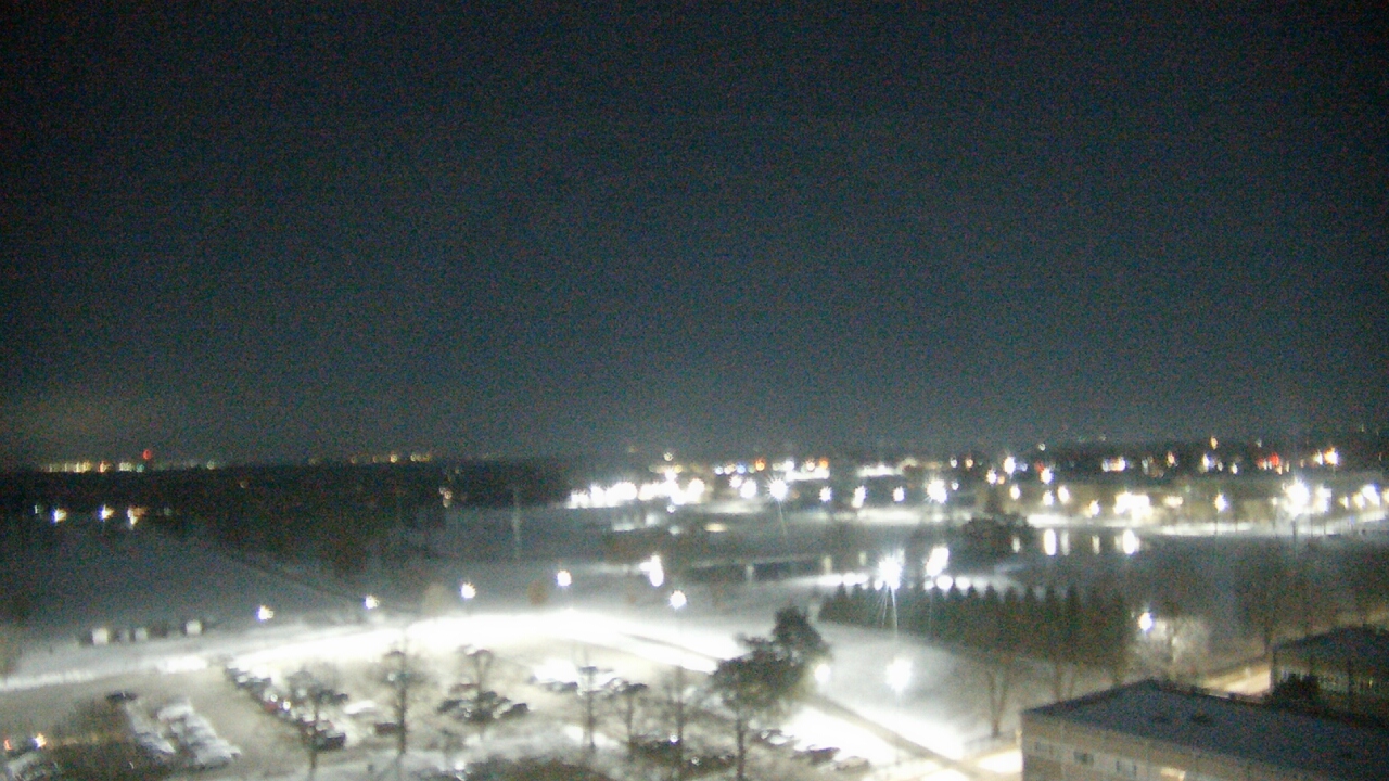 Thumbnail for current weather camera view from Eastern Illinois University in Charleston, Illinois