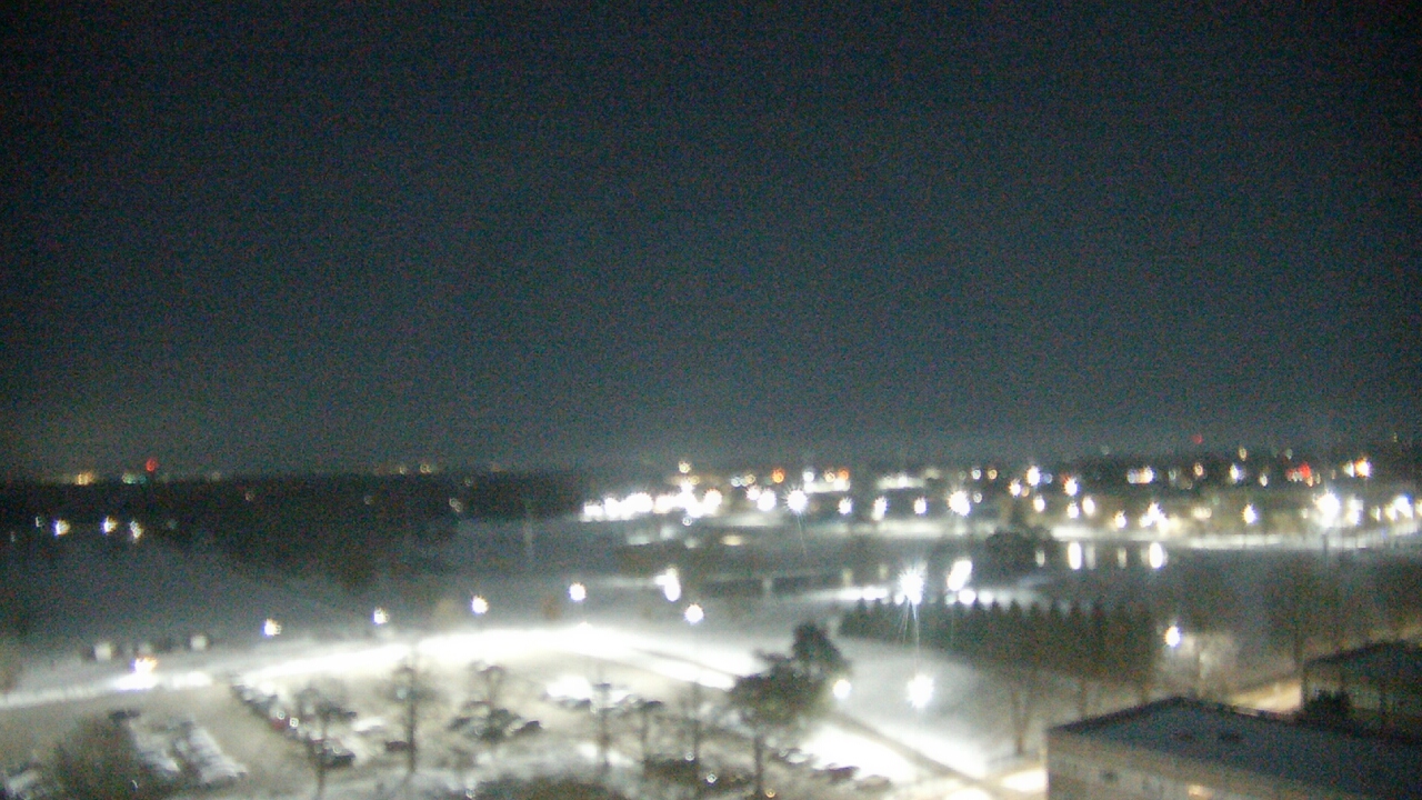 Thumbnail for current weather camera view from Eastern Illinois University in Charleston, Illinois