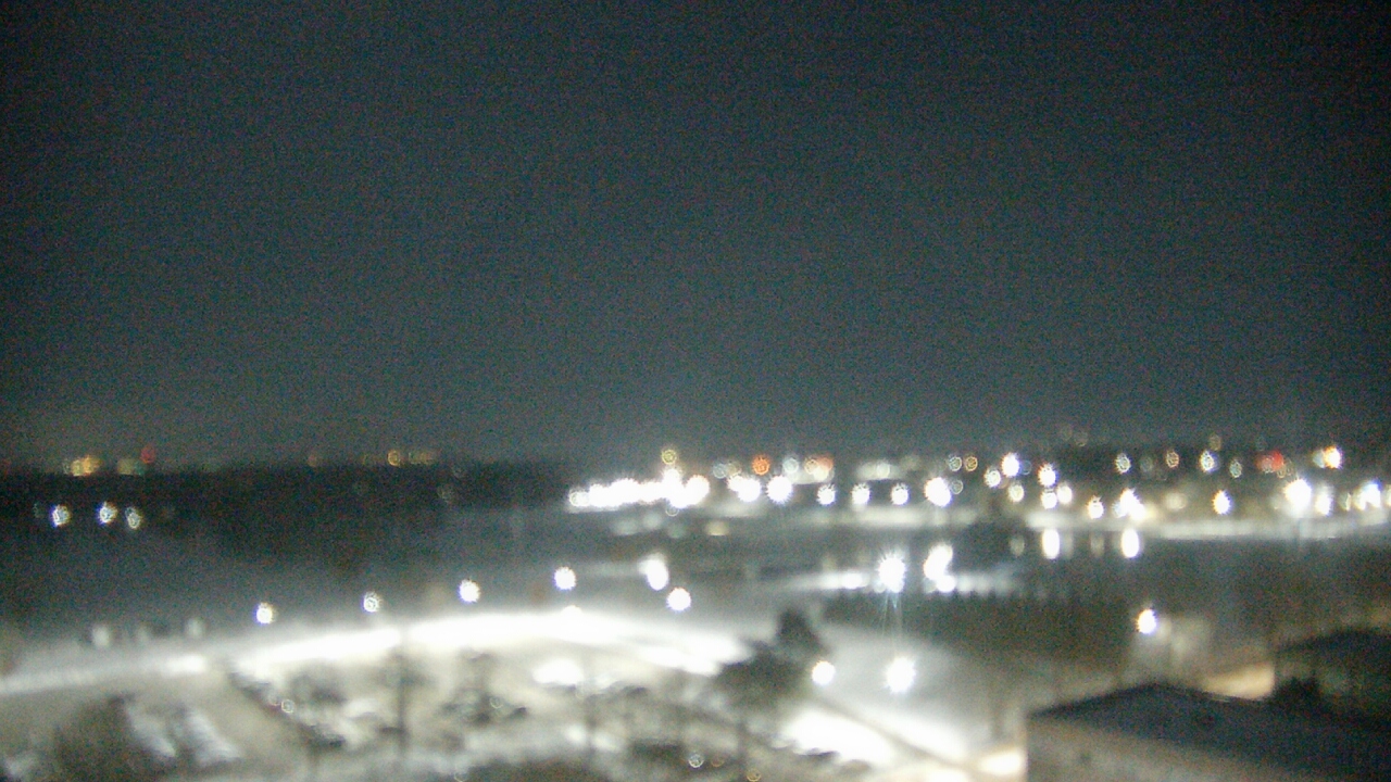 Thumbnail for current weather camera view from Eastern Illinois University in Charleston, Illinois