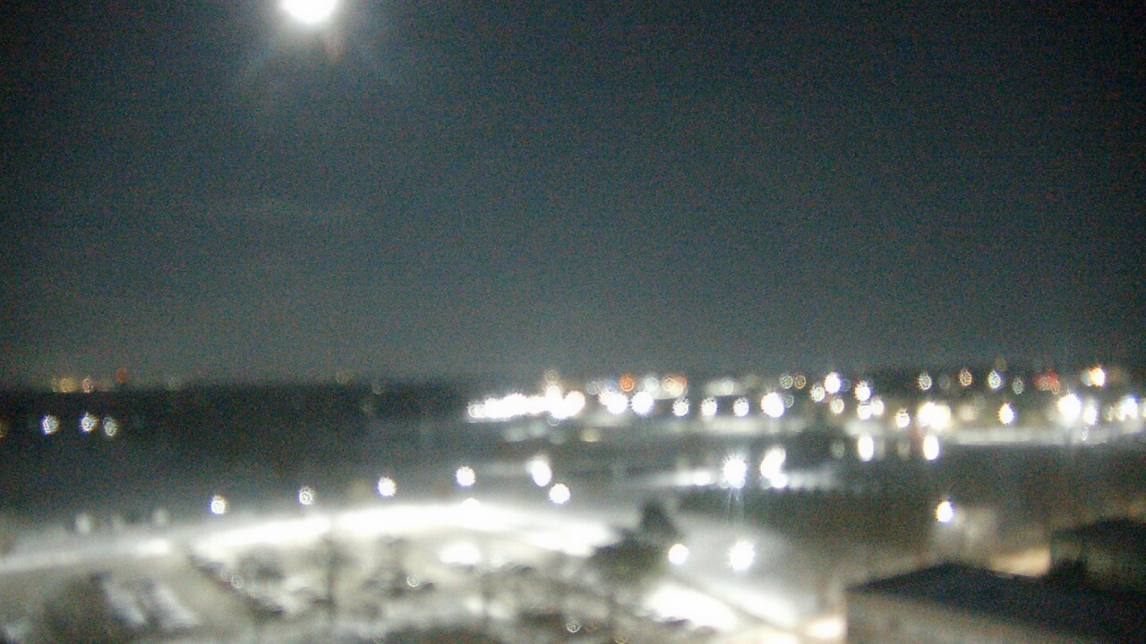 Thumbnail for current weather camera view from Eastern Illinois University in Charleston, Illinois