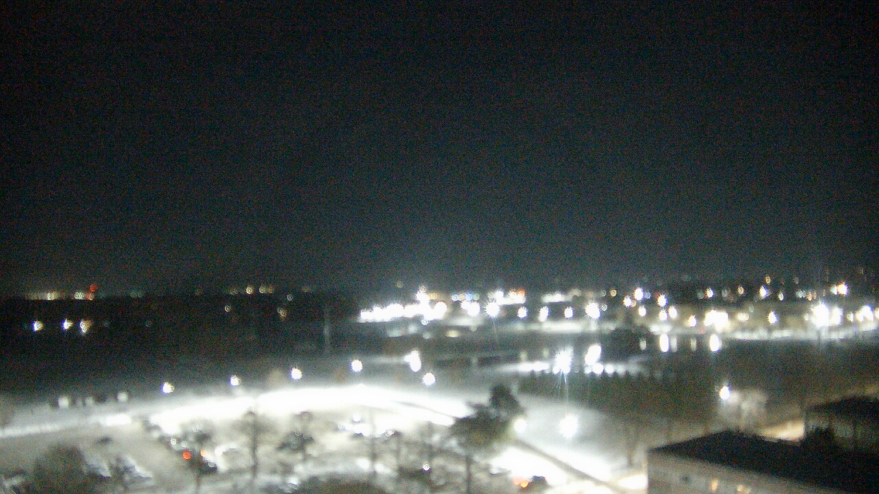 Thumbnail for current weather camera view from Eastern Illinois University in Charleston, Illinois