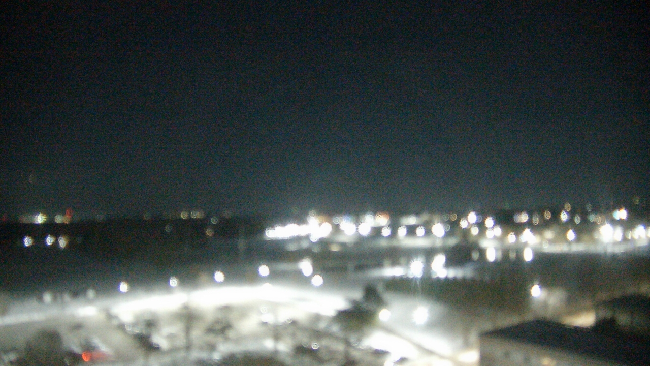 Thumbnail for current weather camera view from Eastern Illinois University in Charleston, Illinois