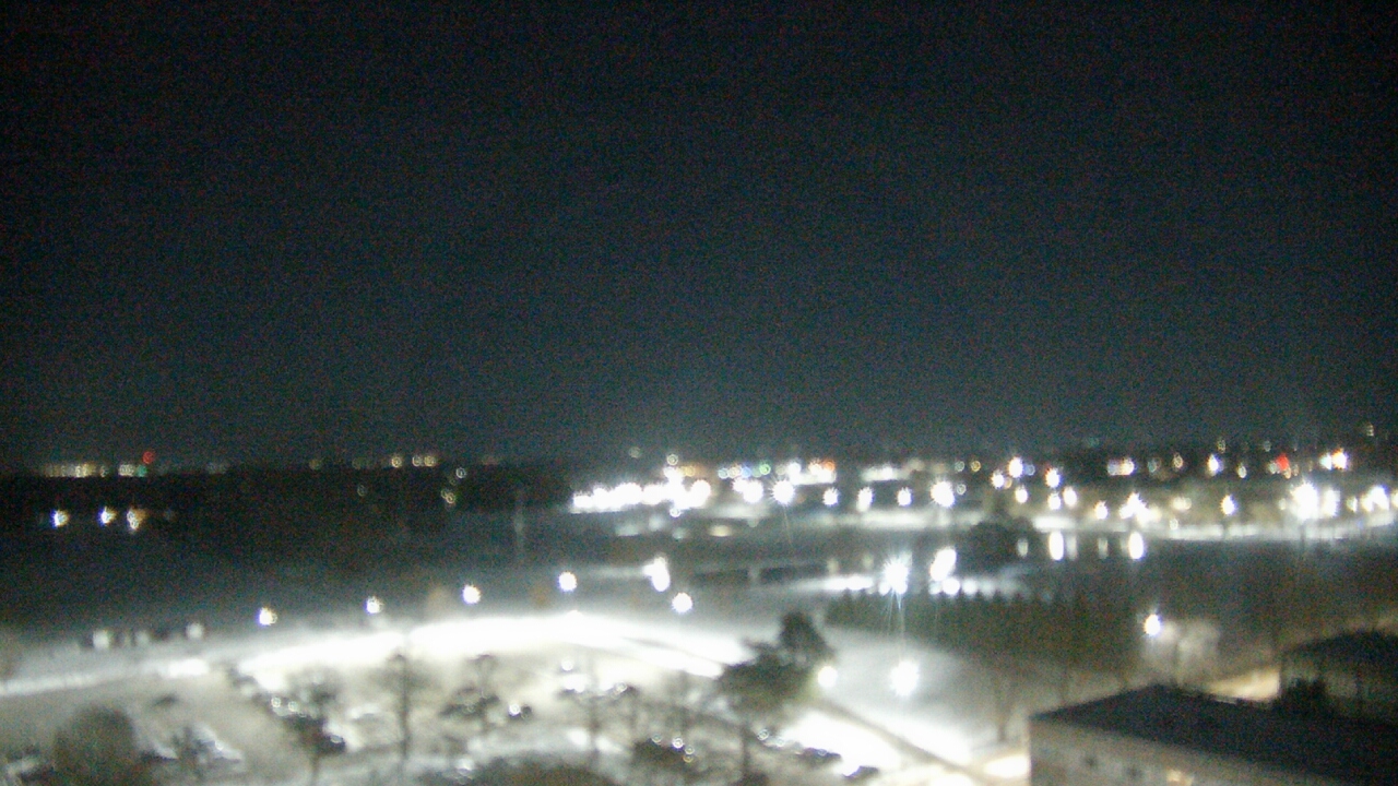 Thumbnail for current weather camera view from Eastern Illinois University in Charleston, Illinois