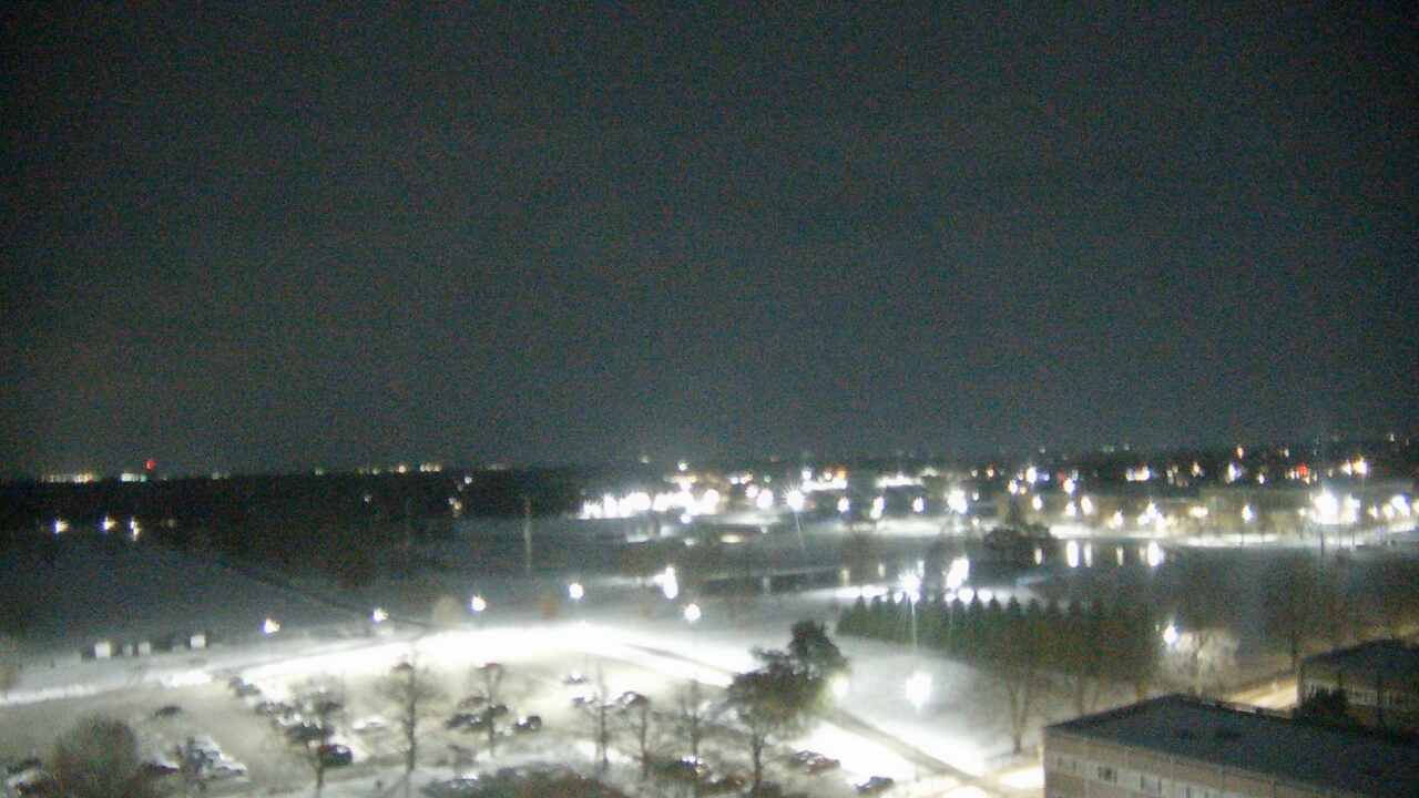 Thumbnail for current weather camera view from Eastern Illinois University in Charleston, Illinois