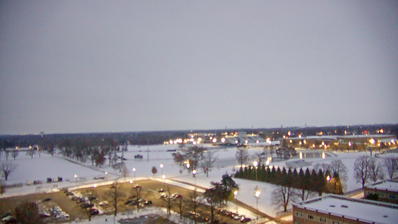 Thumbnail for current weather camera view from Eastern Illinois University in Charleston, Illinois