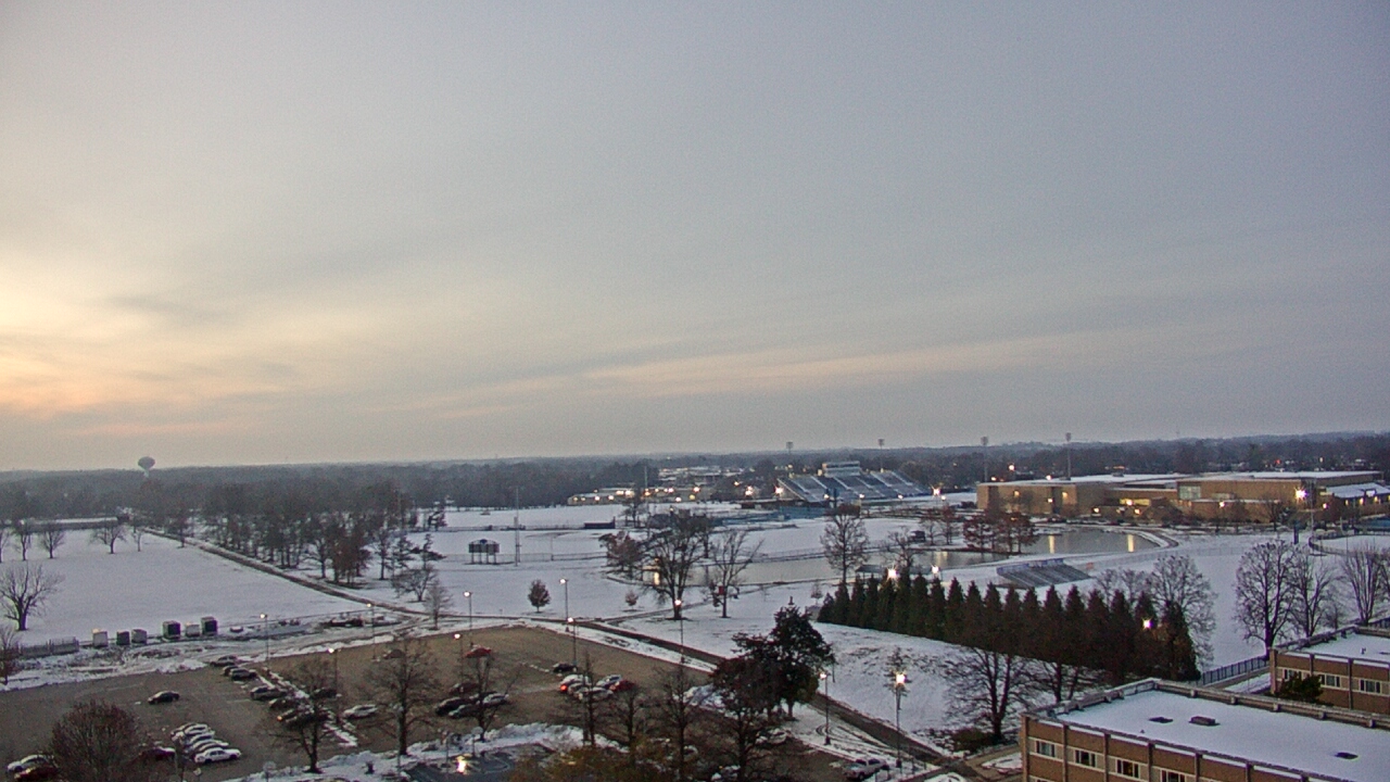 Thumbnail for current weather camera view from Eastern Illinois University in Charleston, Illinois