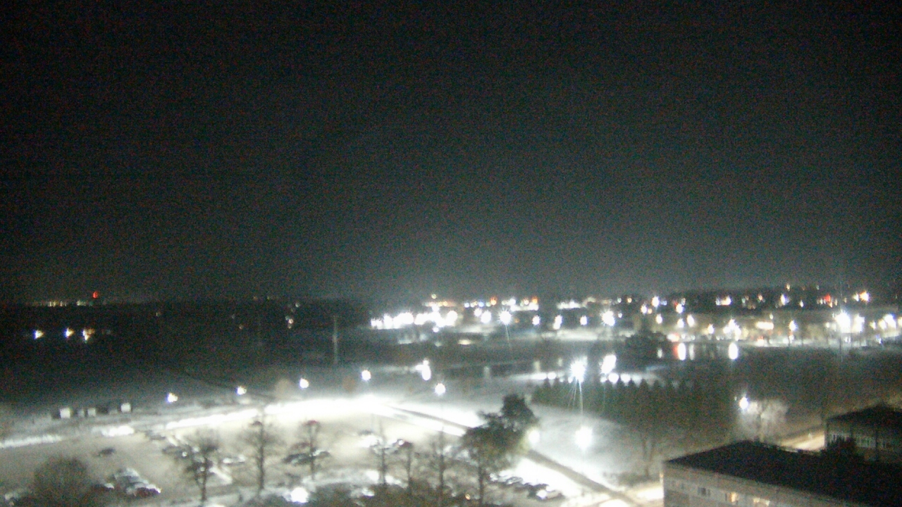 Thumbnail for current weather camera view from Eastern Illinois University in Charleston, Illinois