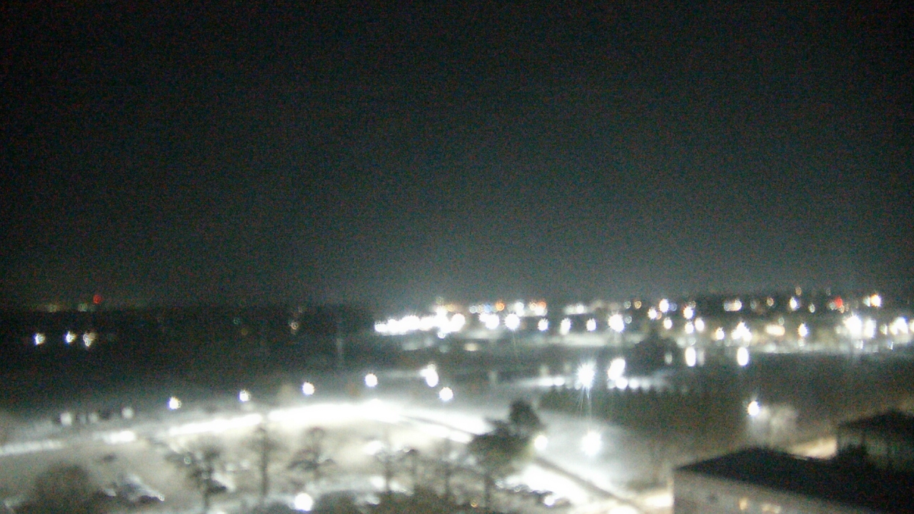 Thumbnail for current weather camera view from Eastern Illinois University in Charleston, Illinois
