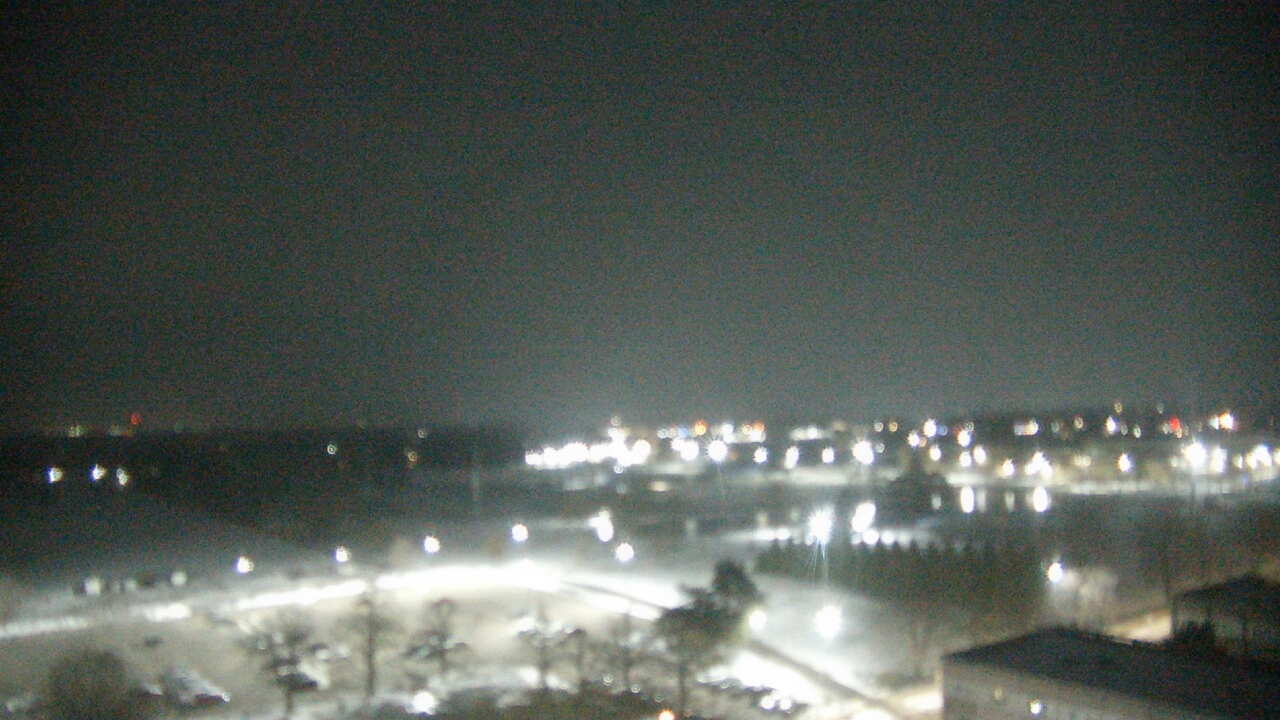 Thumbnail for current weather camera view from Eastern Illinois University in Charleston, Illinois