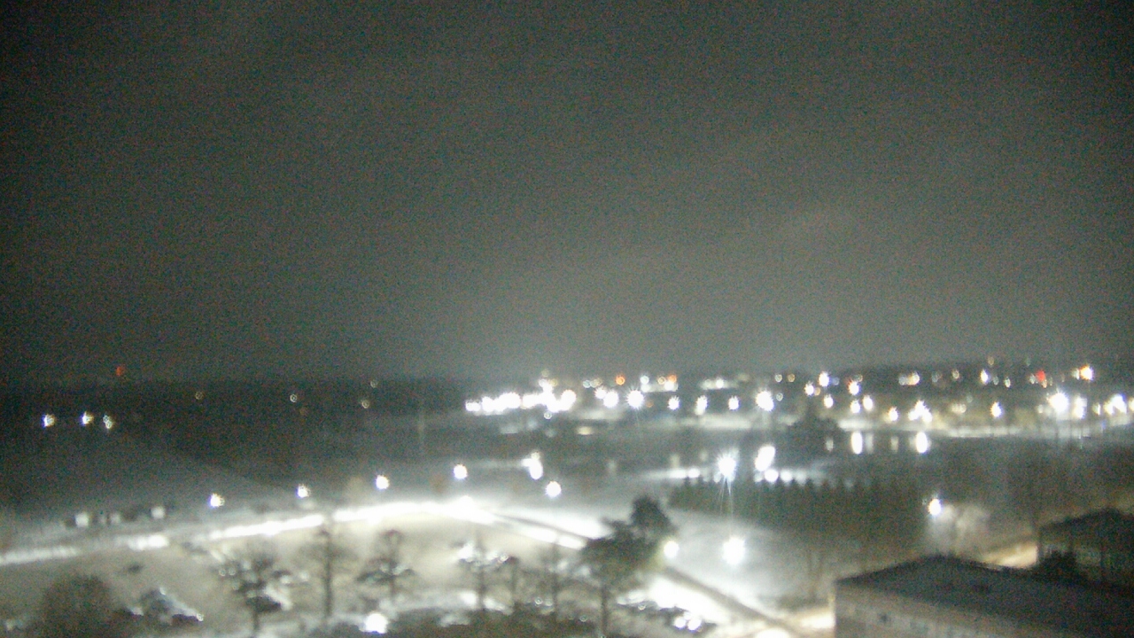Thumbnail for current weather camera view from Eastern Illinois University in Charleston, Illinois