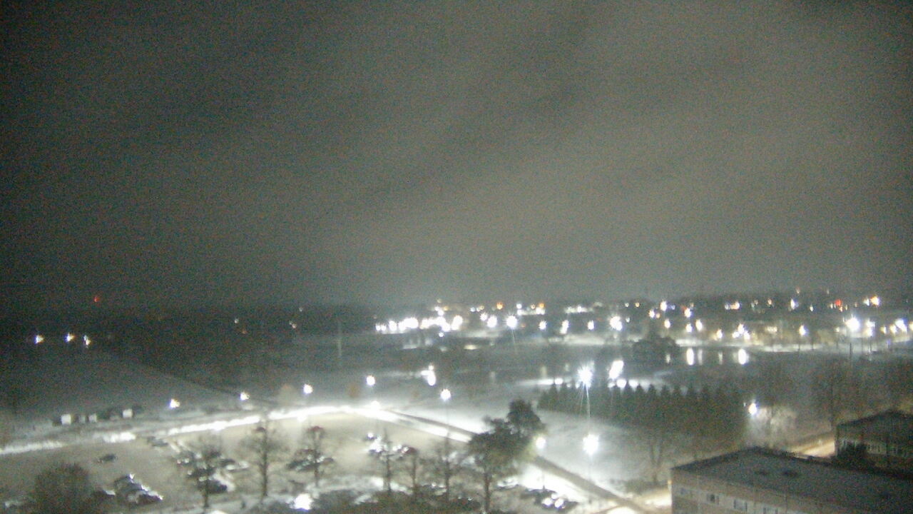 Thumbnail for current weather camera view from Eastern Illinois University in Charleston, Illinois