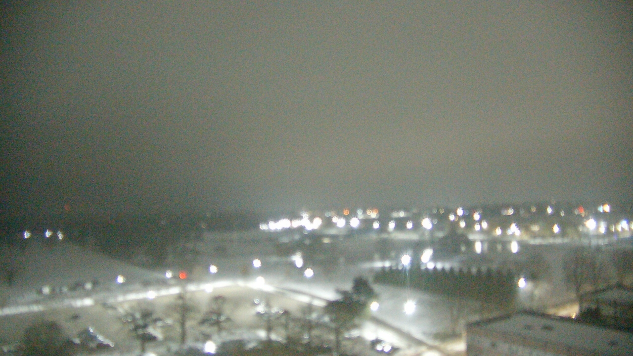 Thumbnail for current weather camera view from Eastern Illinois University in Charleston, Illinois