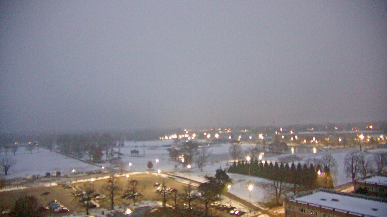 Thumbnail for current weather camera view from Eastern Illinois University in Charleston, Illinois