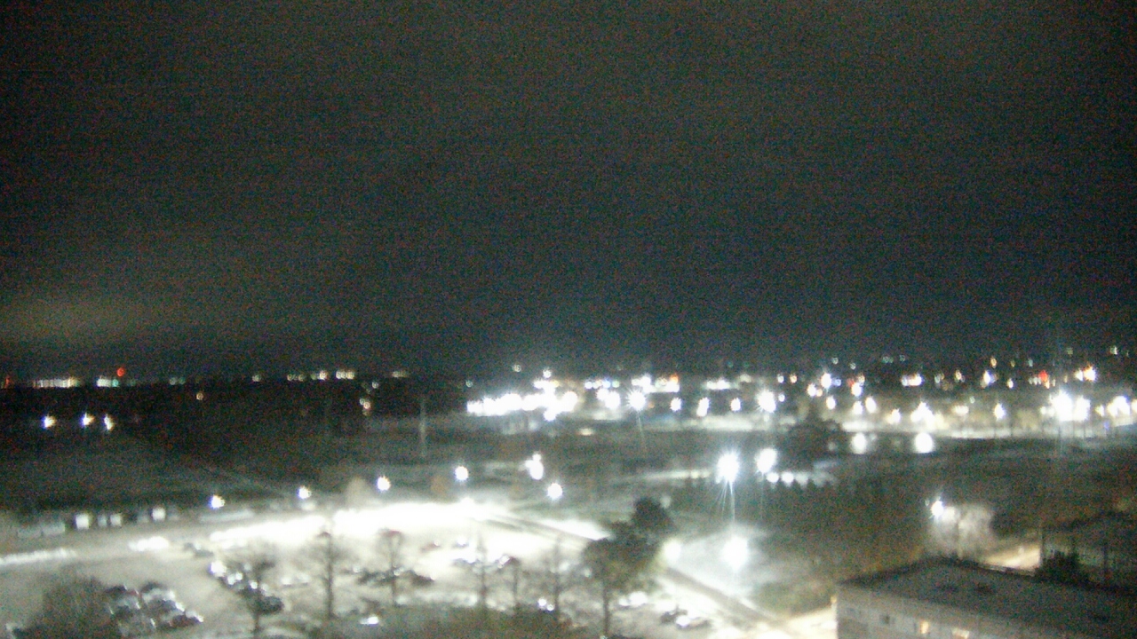Thumbnail for current weather camera view from Eastern Illinois University in Charleston, Illinois