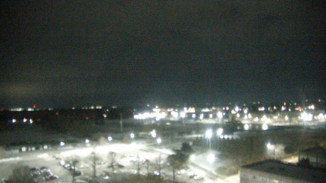 Thumbnail for current weather camera view from Eastern Illinois University in Charleston, Illinois