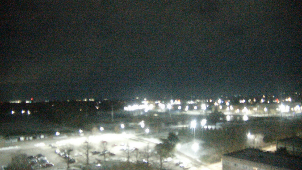 Thumbnail for current weather camera view from Eastern Illinois University in Charleston, Illinois