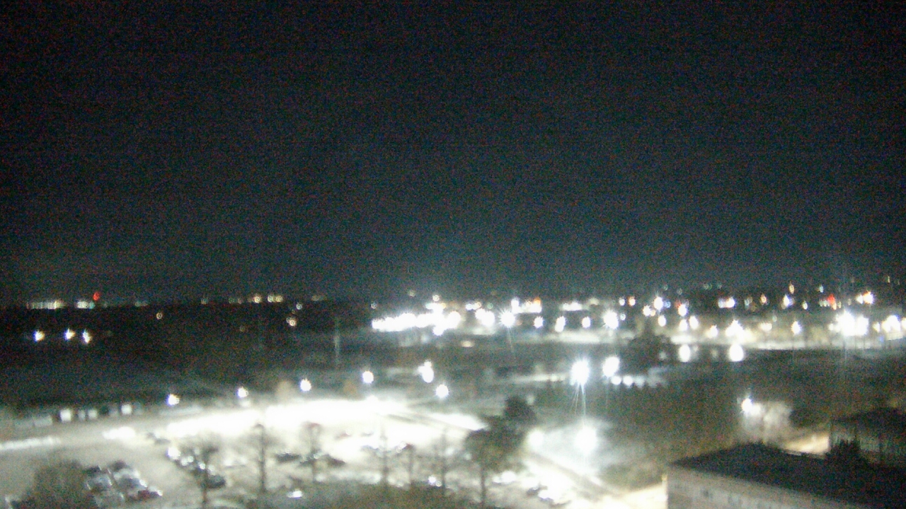 Thumbnail for current weather camera view from Eastern Illinois University in Charleston, Illinois