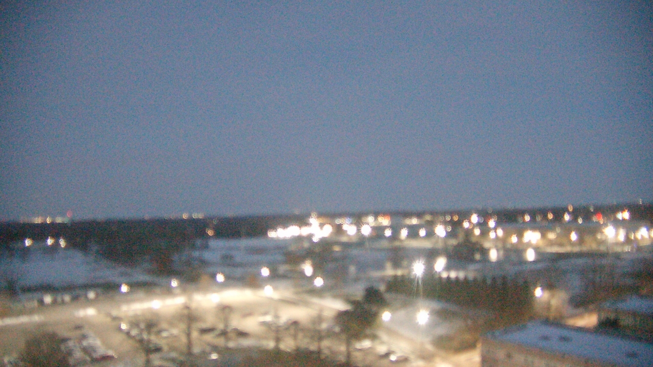 Thumbnail for current weather camera view from Eastern Illinois University in Charleston, Illinois