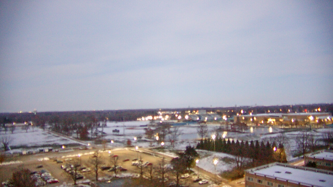 Thumbnail for current weather camera view from Eastern Illinois University in Charleston, Illinois