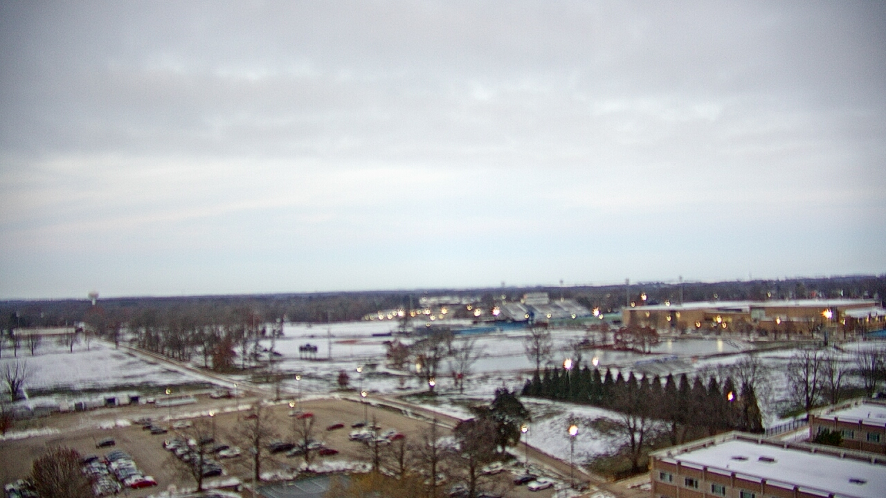 Thumbnail for current weather camera view from Eastern Illinois University in Charleston, Illinois