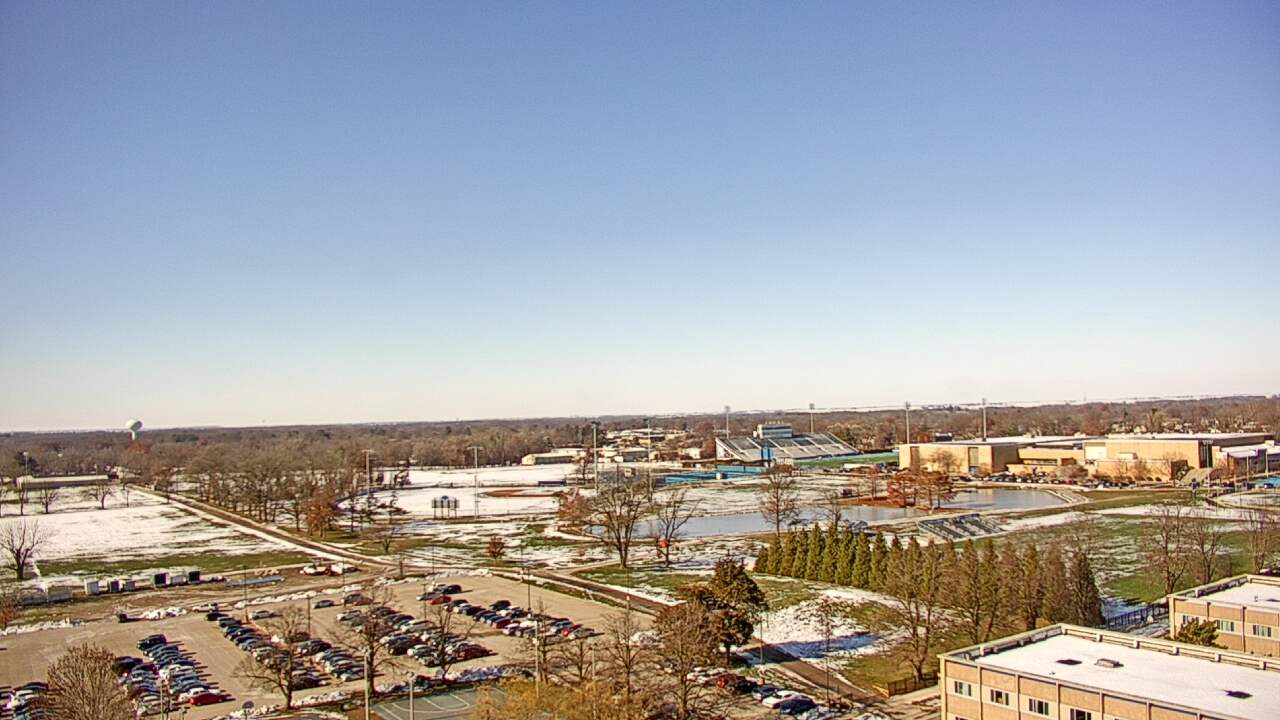 Thumbnail for current weather camera view from Eastern Illinois University in Charleston, Illinois