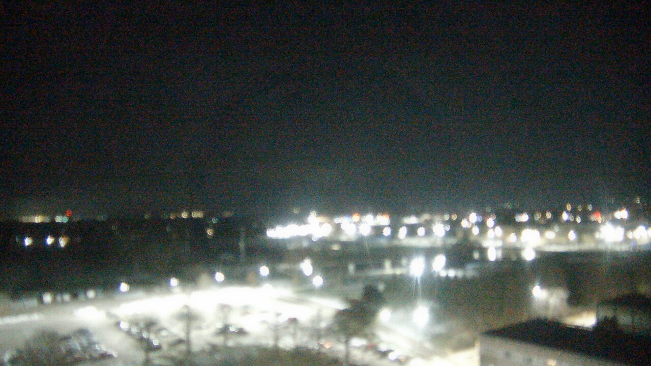 Thumbnail for current weather camera view from Eastern Illinois University in Charleston, Illinois