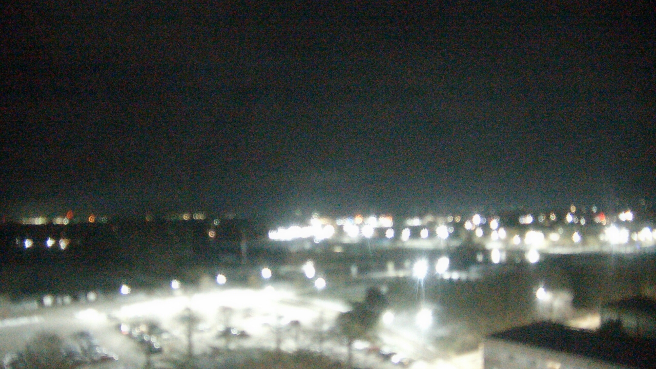 Thumbnail for current weather camera view from Eastern Illinois University in Charleston, Illinois