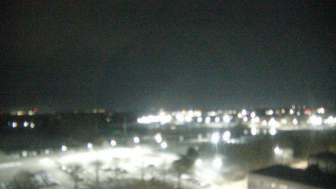 Thumbnail for current weather camera view from Eastern Illinois University in Charleston, Illinois