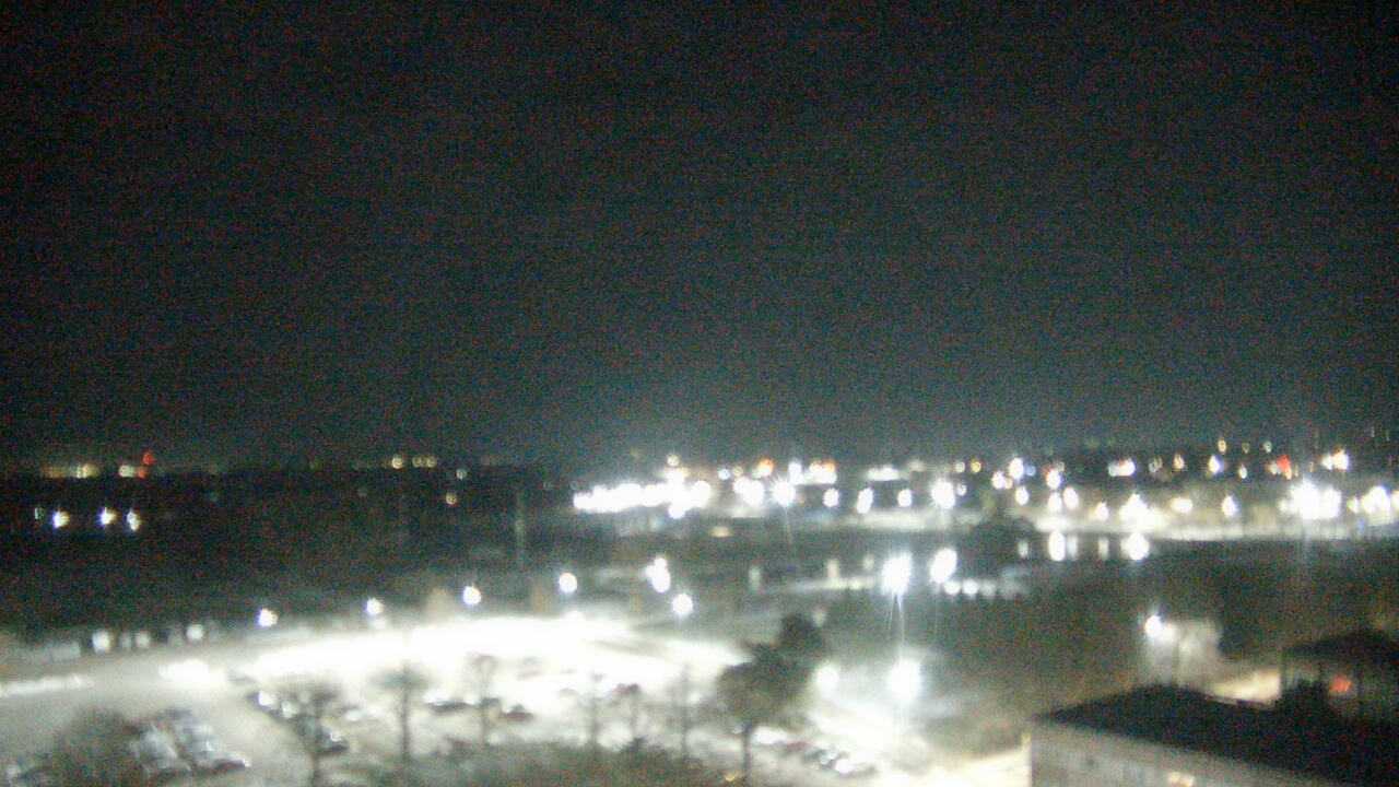 Thumbnail for current weather camera view from Eastern Illinois University in Charleston, Illinois