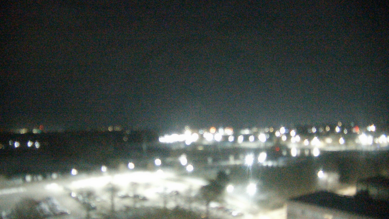 Thumbnail for current weather camera view from Eastern Illinois University in Charleston, Illinois