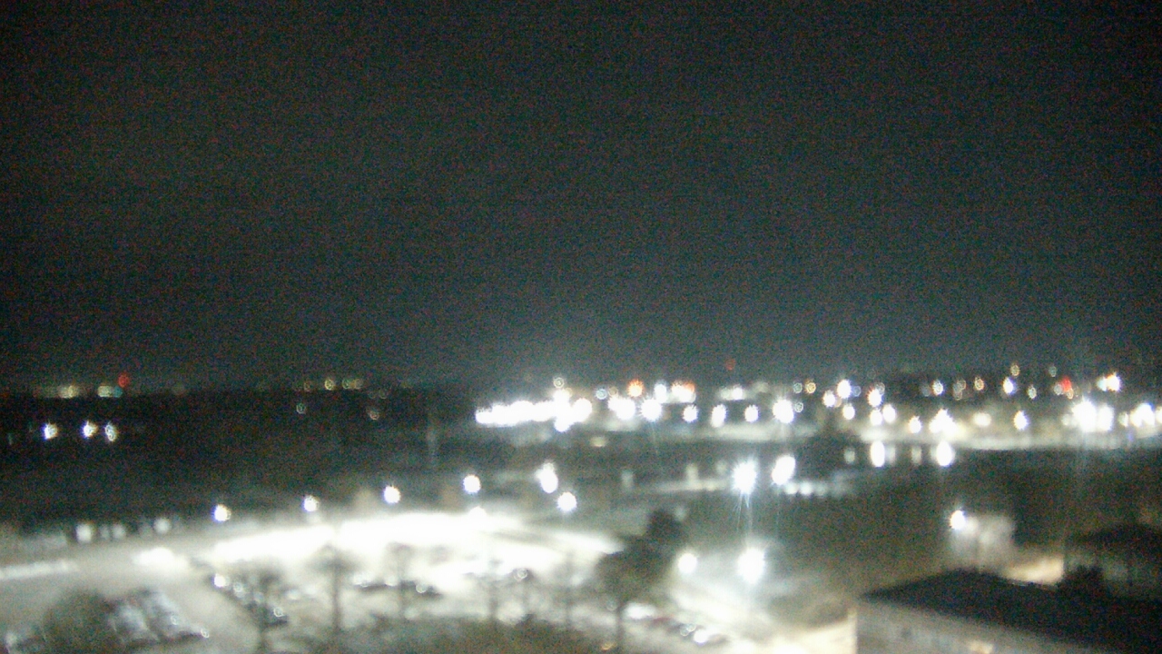 Thumbnail for current weather camera view from Eastern Illinois University in Charleston, Illinois