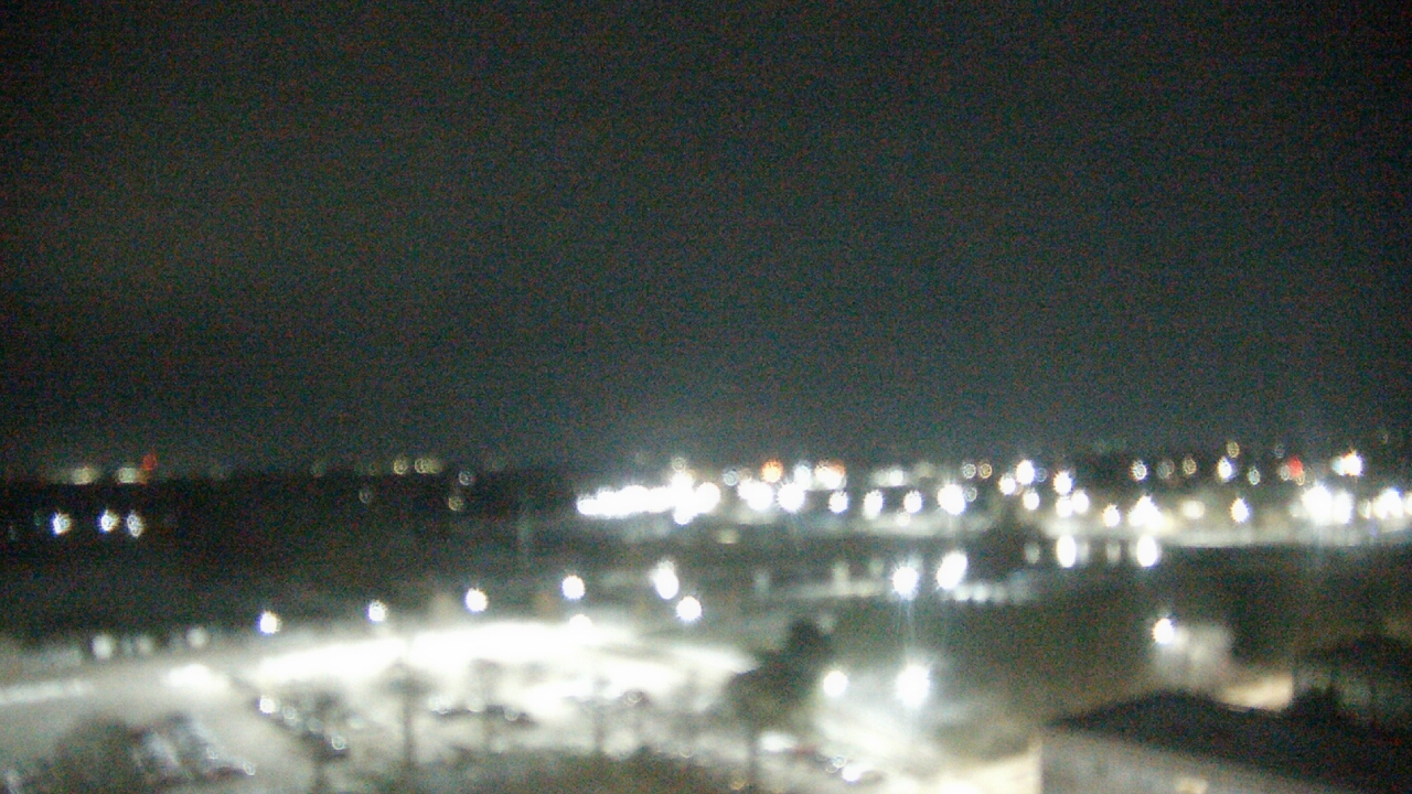 Thumbnail for current weather camera view from Eastern Illinois University in Charleston, Illinois