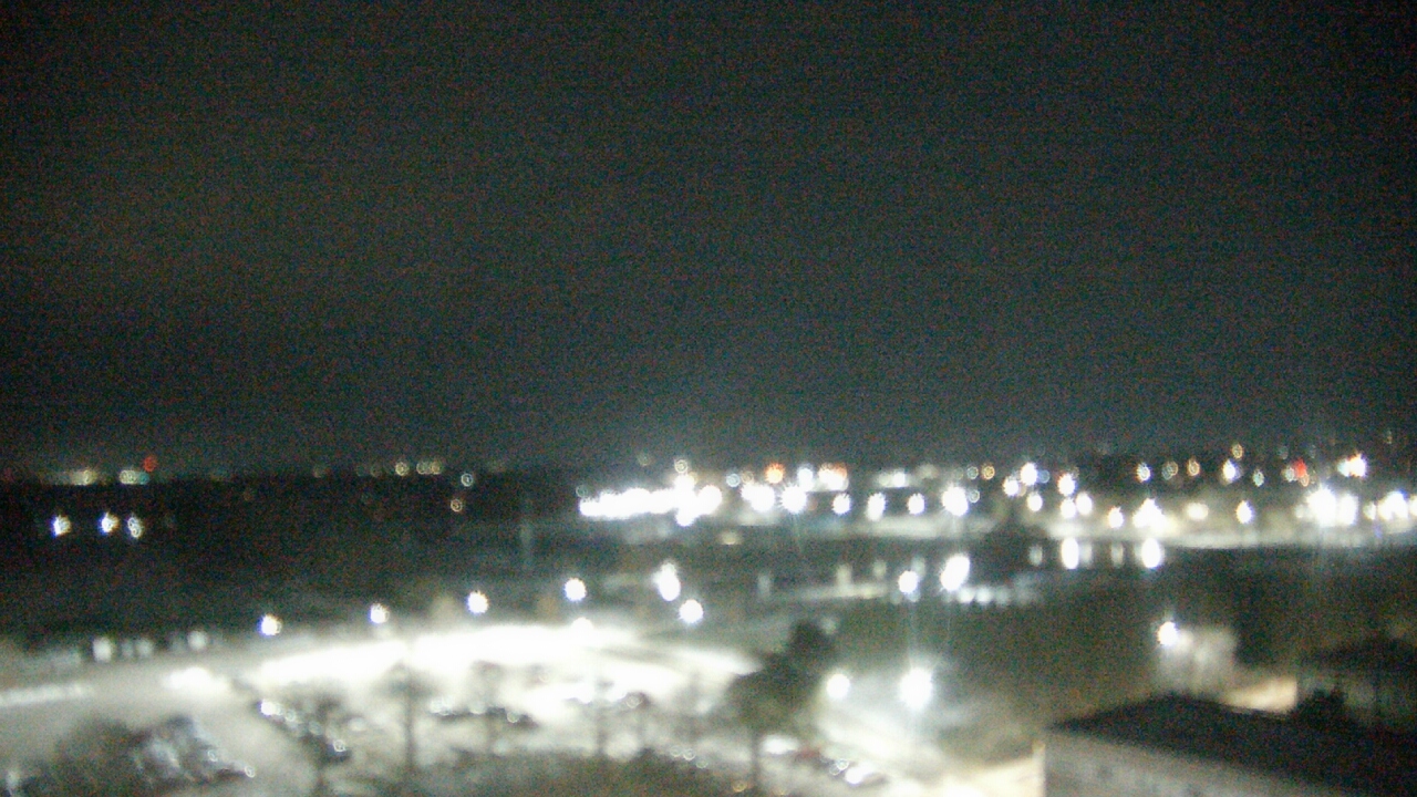 Thumbnail for current weather camera view from Eastern Illinois University in Charleston, Illinois