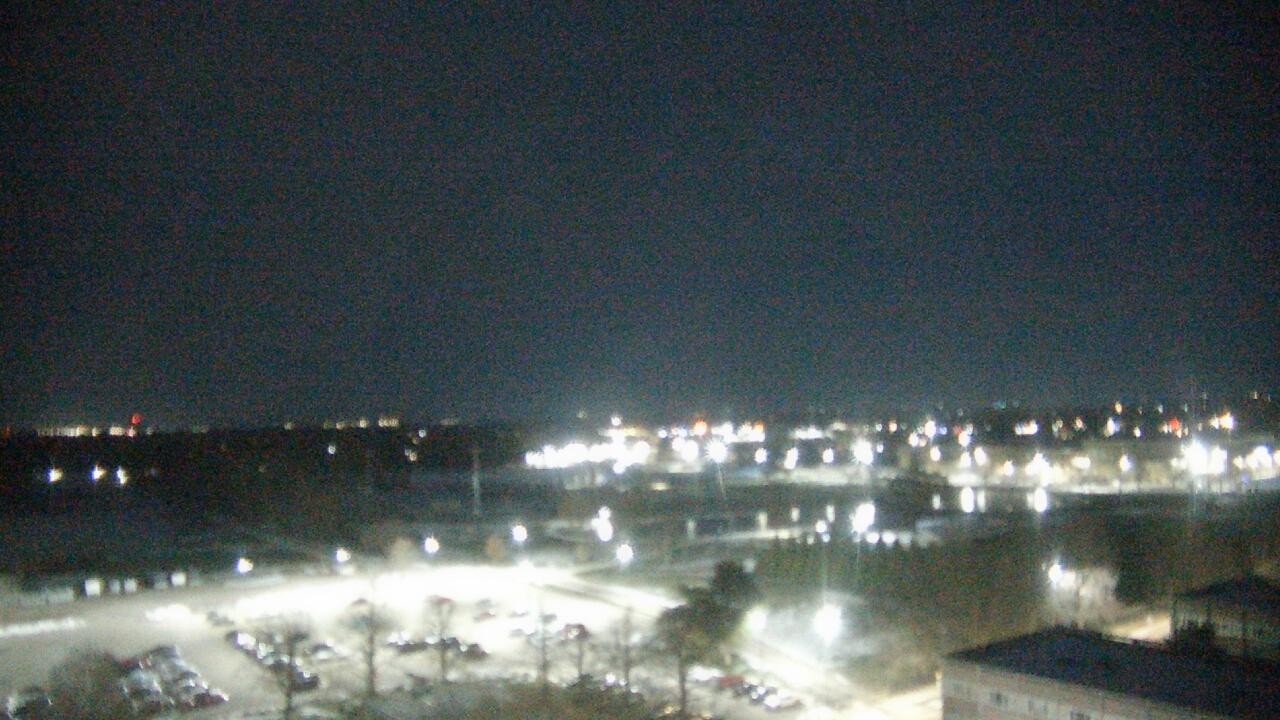 Thumbnail for current weather camera view from Eastern Illinois University in Charleston, Illinois