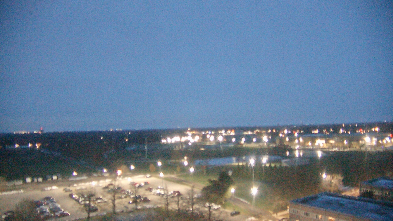 Thumbnail for current weather camera view from Eastern Illinois University in Charleston, Illinois