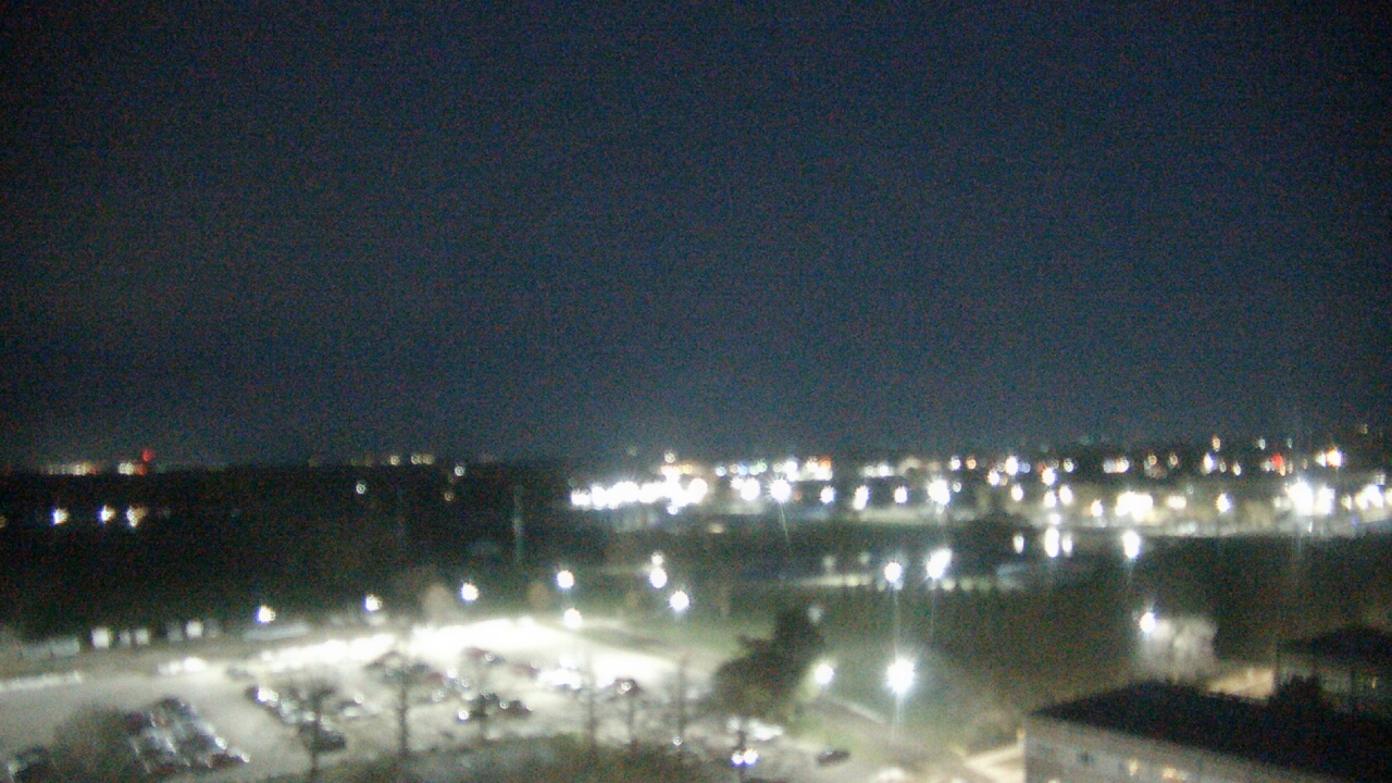 Thumbnail for current weather camera view from Eastern Illinois University in Charleston, Illinois