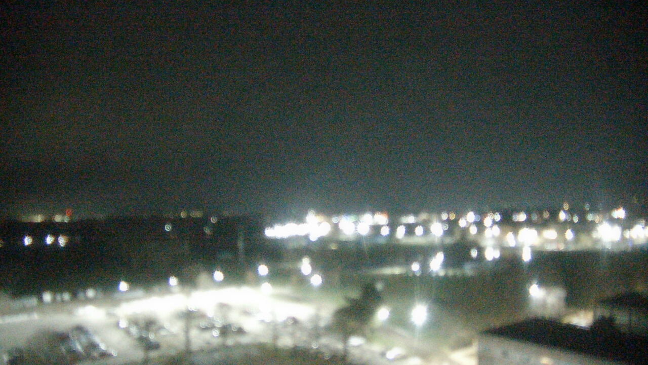 Thumbnail for current weather camera view from Eastern Illinois University in Charleston, Illinois