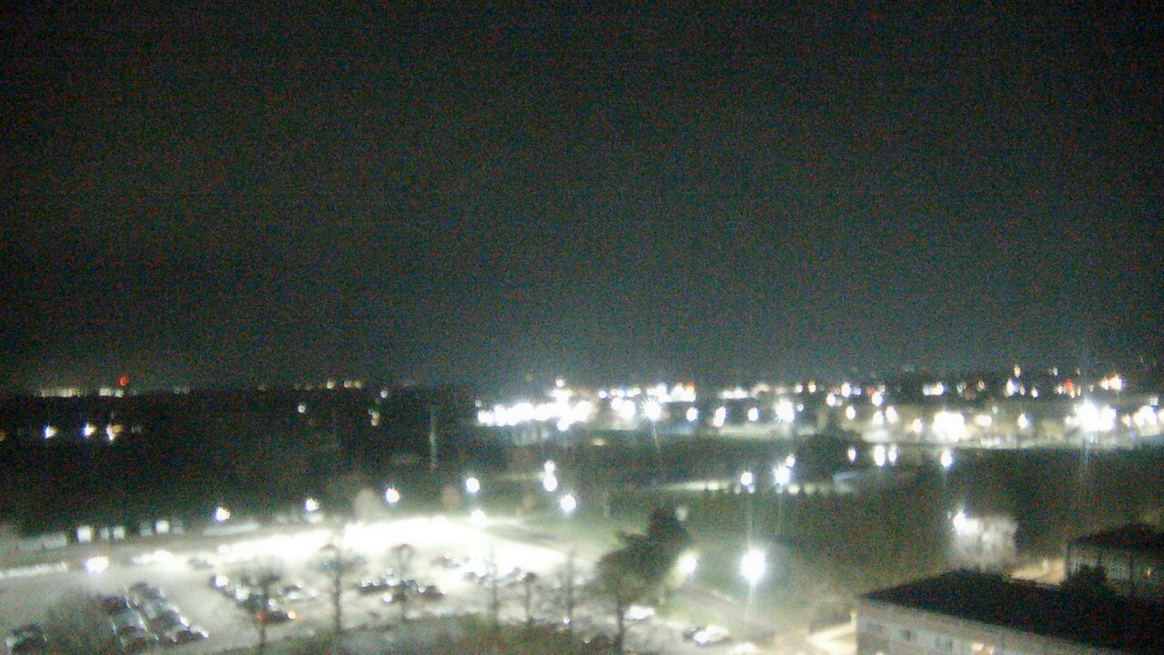 Thumbnail for current weather camera view from Eastern Illinois University in Charleston, Illinois