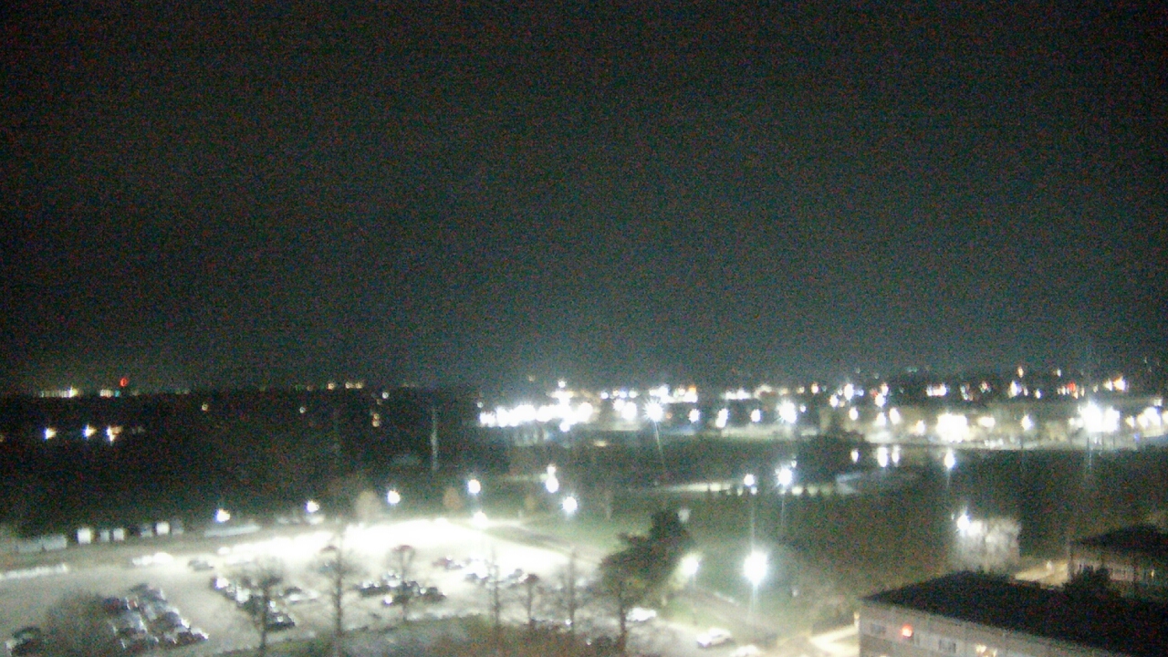 Thumbnail for current weather camera view from Eastern Illinois University in Charleston, Illinois