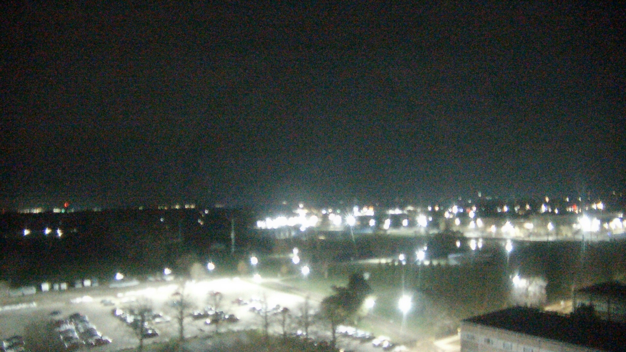 Thumbnail for current weather camera view from Eastern Illinois University in Charleston, Illinois