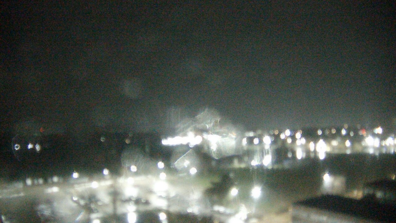 Thumbnail for current weather camera view from Eastern Illinois University in Charleston, Illinois