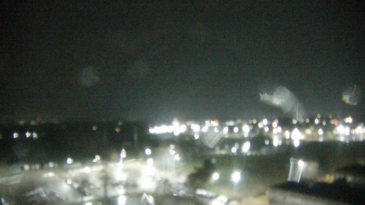 Thumbnail for current weather camera view from Eastern Illinois University in Charleston, Illinois