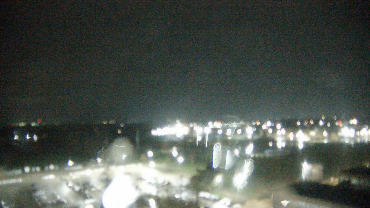 Thumbnail for current weather camera view from Eastern Illinois University in Charleston, Illinois