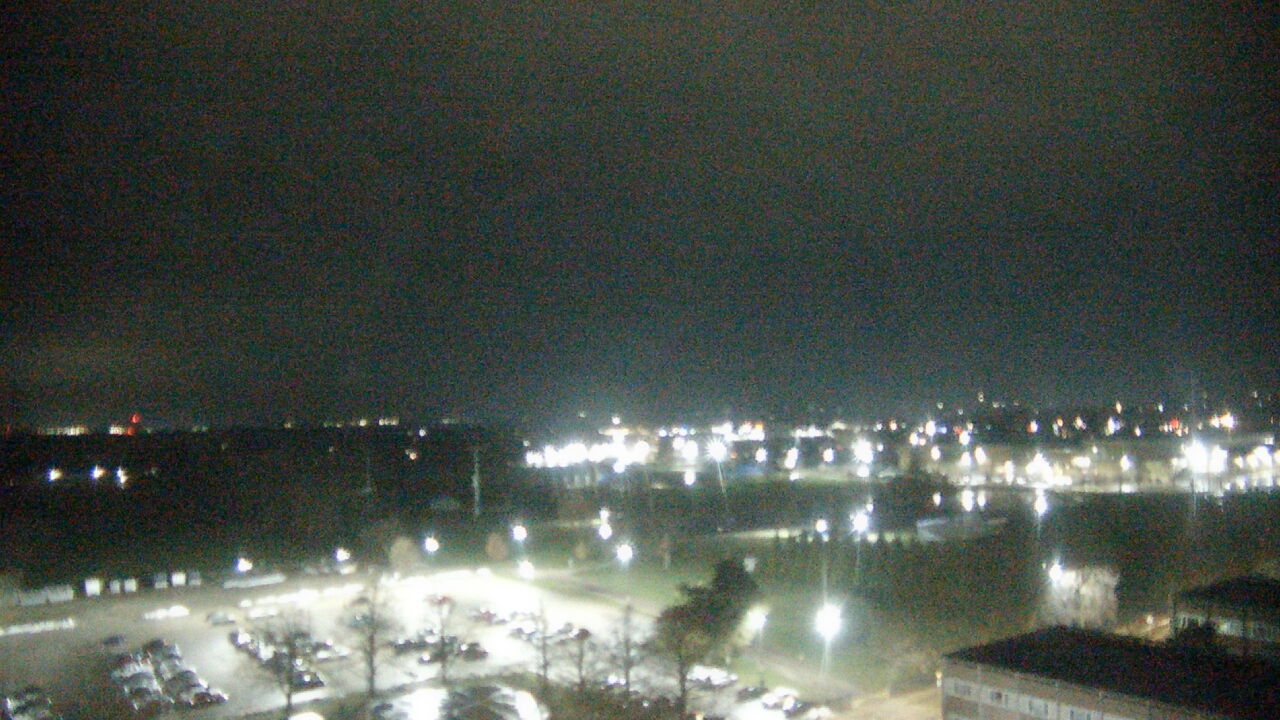 Thumbnail for current weather camera view from Eastern Illinois University in Charleston, Illinois