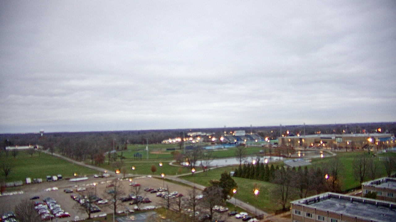 Thumbnail for current weather camera view from Eastern Illinois University in Charleston, Illinois