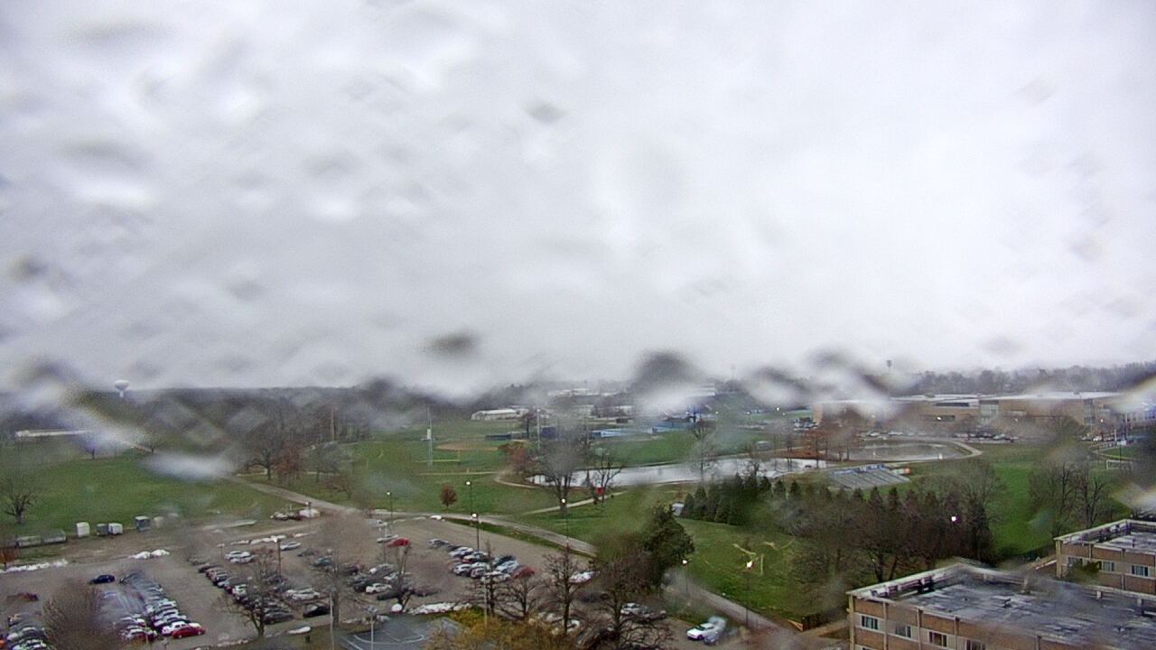 Thumbnail for current weather camera view from Eastern Illinois University in Charleston, Illinois