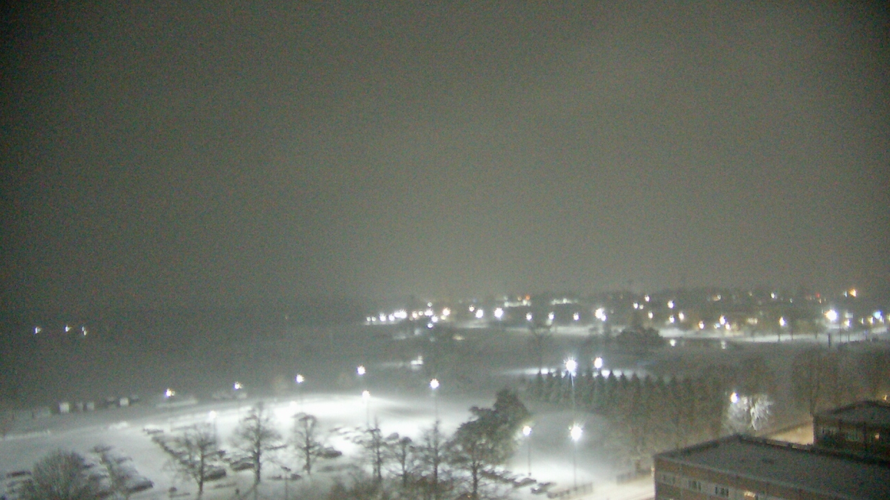Thumbnail for current weather camera view from Eastern Illinois University in Charleston, Illinois