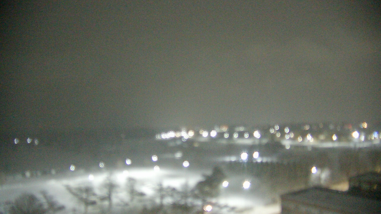 Thumbnail for current weather camera view from Eastern Illinois University in Charleston, Illinois