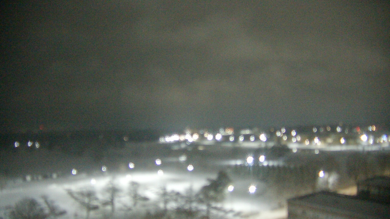 Thumbnail for current weather camera view from Eastern Illinois University in Charleston, Illinois